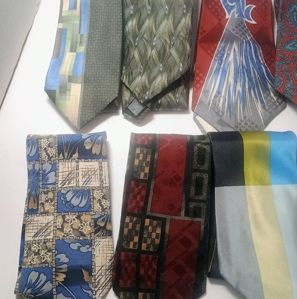 Assorted Men's Patterned Neckties — Multi-Color Set - Picture 2 of 3
